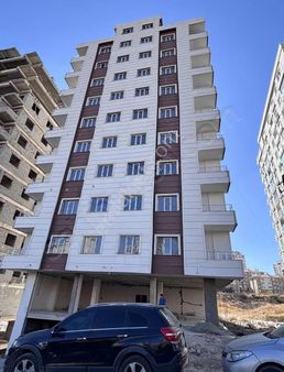 Gölbaş Emlaktan Satılık Ayrı Mutfak Açık Cephe 2+1 Daireler