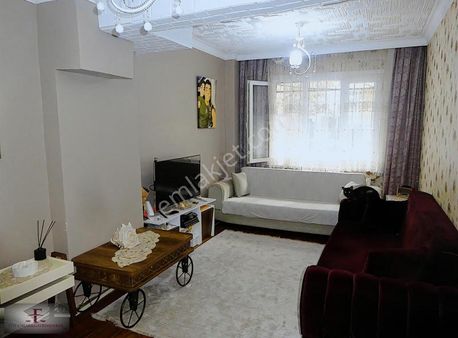 Bahçelievler Yenibosna Çobançeşme Mah Satılık 1+1 Daire