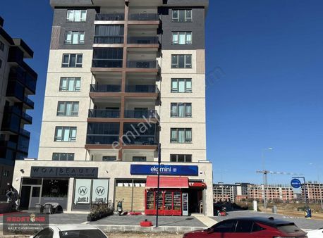 Esenlerde Modern Ve Konforlu Geniş Teraslı 2+1 Daire Fırsatı