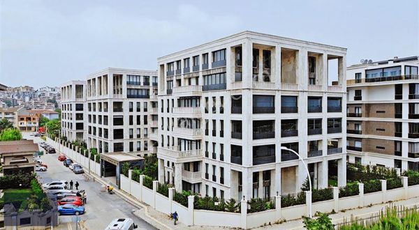 Magnadan Alpiş Hünkar Konaklarında Satılık 6+1 Dubleks Daire