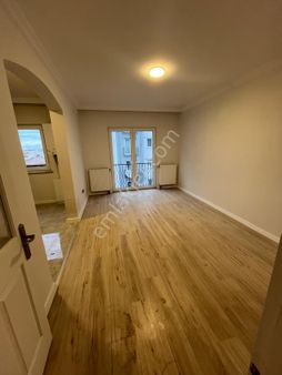 Esenyurt Kiptaş Yenikent Evleri ,2+1 , İçi Yapılı , Arakat Daire