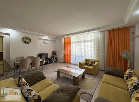 İkiev Doğan Aqua Park'ta Eşyalı Ara Kat Denize Sıfır 2+1 Yazlık