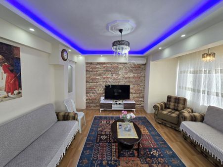 ▀jet Emlaktan Akçay'da Ön Cephe Masrafsız Arakat Geniş 2+1 Daire