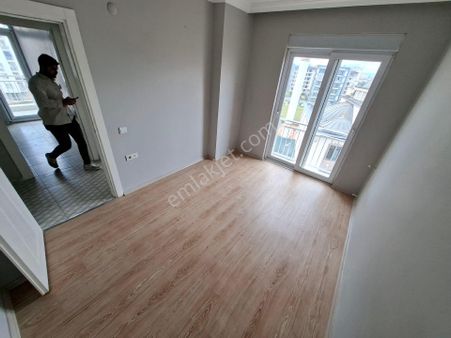 Kepez Devlet Arkasında 2+1 Daire Hüsnü Karakaş Mh Asansörlü