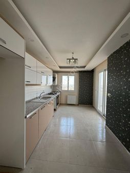 Adana Sarıçam Osmangazide 4+1 Doğalgazlı Kombili Fırsat Kiralık Daire