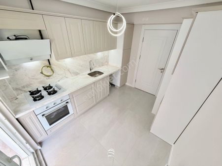 ▶ ▶ Akçay Körfez'den Ön Cephe Ara Kat İçi Full Yapılı 3+1 Satılık Daire