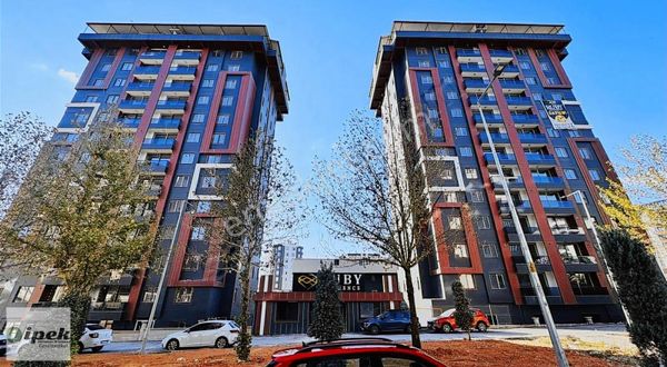 İpek Gayrimenkul - Ruby Residance'ta 2+1 Yüksek Kat !