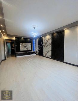 Cadde Üstünde Lüx Orta Katta 3+1 Satılık Daire