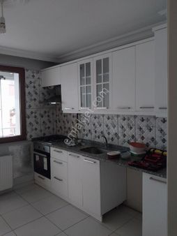 Tekirdağ Süleymanpaşa Gayrimenkulden Kiralık Daire 2+1 Çınarlı Mah 2kat Asansörlü