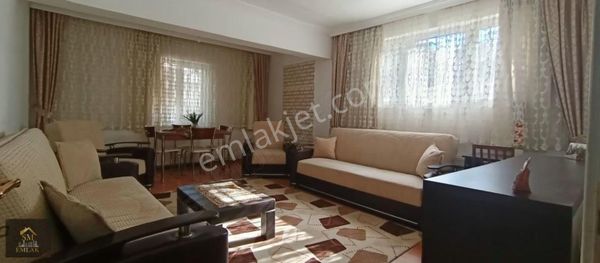 Etimesgut Kazım Karabekir De İstasyon Caddesi Ne 1 Bina Eşyalı