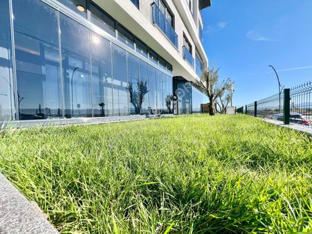 ꧁ay Emlaktan꧂akçay'da Müstakil Tadında Kendine Ait Bahçe Kullanımlı Ön Cephe Satılık 2+1 Lüks Daire