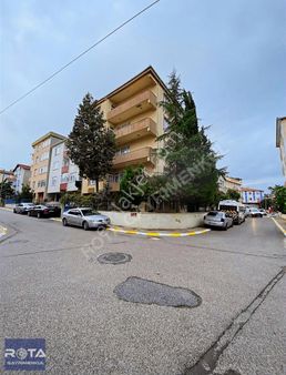 Rota' Gayrimenkul'den A.yesevide Kiralık 3+1 Daire