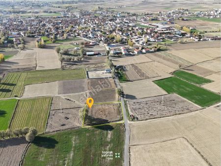 Akörende Yol Cepheli Hobi Bahçelik Yatırımlık Tarlalar