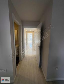 Pendik Bahçelievler Mh Marmarayın Dibinde Ebeveyn Banyolu 3+1