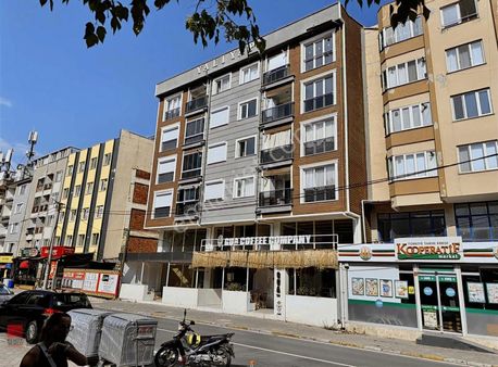 ▓n.e.f Fakülte Karşısı Cadde Üzeri Ayrı Mutfaklı 2+1▓