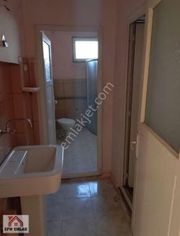 Kemalpaşa Mahallesinde 2+1 4.kat Merkezi Bölgede Kiralık Daire