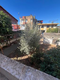 Yeşilevlerde 300metre Kare Bahçeli Otoparklımüstakilimiz 