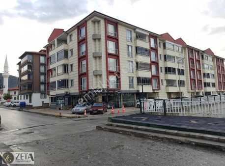 Cumhuriyet Mahallesi'nde Harika Manzaralı 3+1 Daire