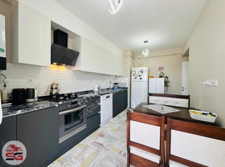 Ay Yıldız Manzaralı Cephe Satılık 3+1 Daire Seçilmiş Gayrimenkul