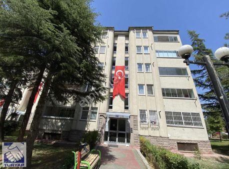 Söğütözünde Şehrin Merkezinde Yeşillikler İçerisinde 3+1 Satılık