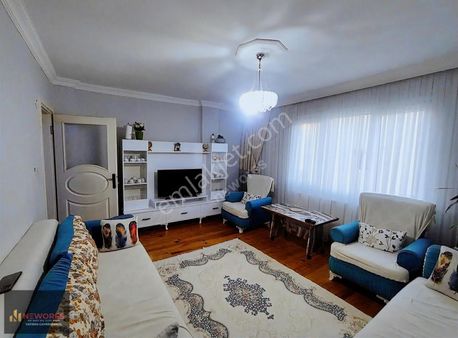 Beylikbağı Sarı Cami Yakınında Fırsat 2+1 Balkonlu Arakat Daire