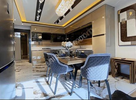 Kıvanç Rezidans 5+1 Havuzlu Güvenlikli Yatay Mimari Ultra Lüks