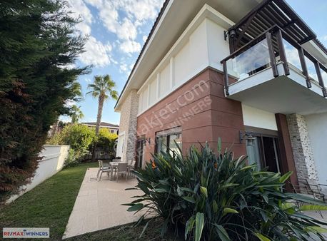 Caratpark'ta 4+1 Satılık Dubleks Vılla