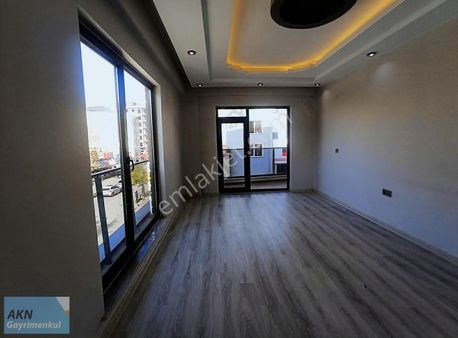 Akn Gayrimenkulden Hemen Van Avm Yanı Geniş Mutfak Ayrı Balonlu