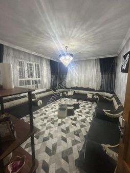 Uğurlu Gayrimenkuldan Devteştinde Satılık Köşe Başı Full +full Yapılı Üst Kat.