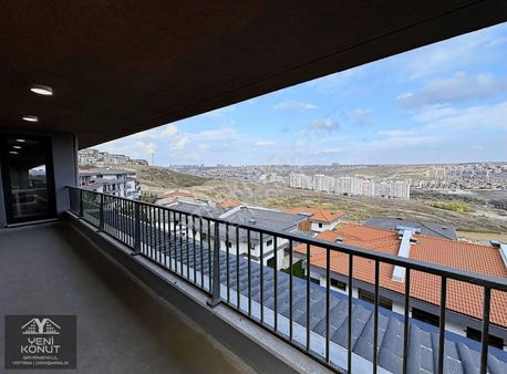 Vadi Evleri 1. Etap 4+1 Satılık Teraslı Daire!