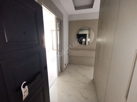 Kuyuluk 2. Çevre Yolu Üstünde Havuzlu Sitede Satılık 0 , Yeni Daire