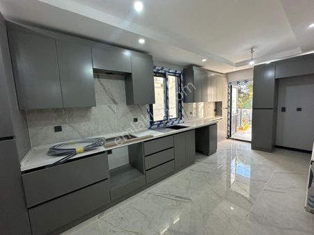 Tire Satılık Daire 2+1 Geniş Kapalı Mutfak Ara Kat Özel Yapım