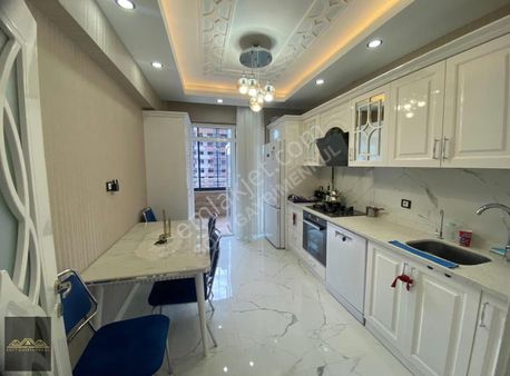 Fıstıklık Opet Çvrs Arakat Ultra Lüx Masrafsız Geniş Satılık2+1