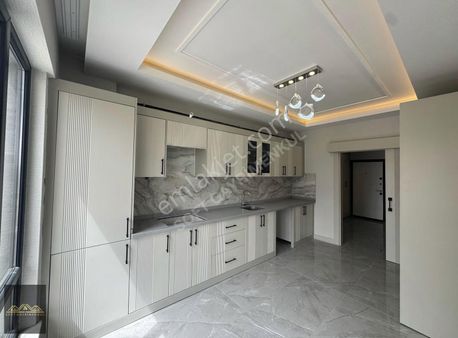 Alpaslan 1. Bölgede Geniş Oturumlu Sıfır 3+1 Kiralık Daire!!