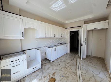 Belkız'da Önü Açık Ferah Geniş Kullanımlı 2+1 Satılık Daire