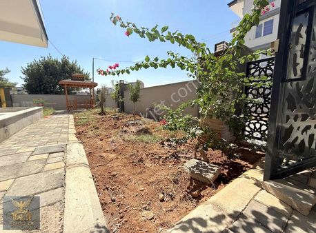 Aydoğmuşta Tranvaya Yürüme Mesafesinde Ebeveyn Banyolu 110 M2