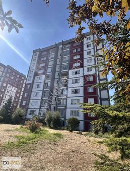 Data Gayrimenkul'den Atakent Vadi Sitesinde 3+1 Kiralık Daire