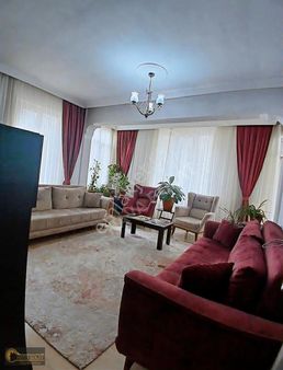 Kavaklı 2+1 Yüksek Giriş Ayrı Mutfakta Satılık Daire