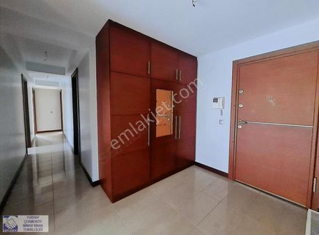 Mahir'den Dorapark 148m2 3+1 Kat 1 Kiralık Ümraniye