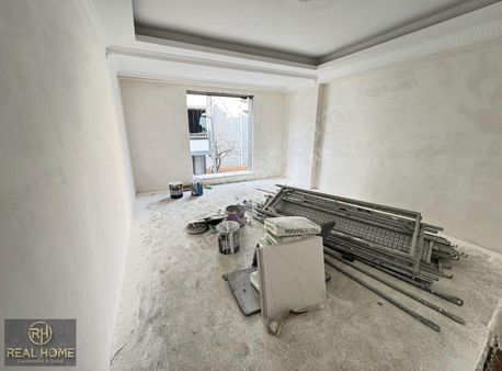 Bezirganbahçe'de 3+1 Satılık 1.kat 110 M2 Sıfır Lüks Daire