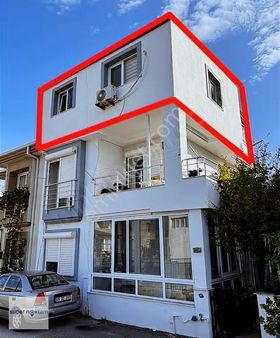 Urla Zeytinalanın'da Teraslı Denize Yürüme Mesafesi Kiralık 2+1