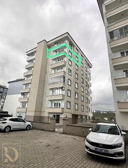 Detay'dan Hastaneye Yürüme Mesafesinde Ak Center 1+1 Daire!