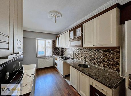 Tapuhaneden Merkezde 2+1 Kiralık Daire