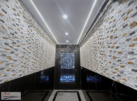 Ara Kat 2+1 Çift Balkonlu Ön Cephe Sıfır Yerden Isıtmalı