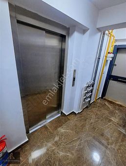 Üçok Gm'den Kırmızıtoprak Mah. Kanlı Kavak Park'ı Yanında