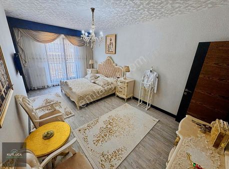 Etlikte Eşsiz Ankara Manzaralı Lüks Sitede 4+1 Ferah Daire