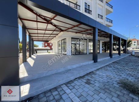 Döşemealtı Bahçeyaka Kırkgöz Caddesinde Toplamda 312 M2 Dükkan