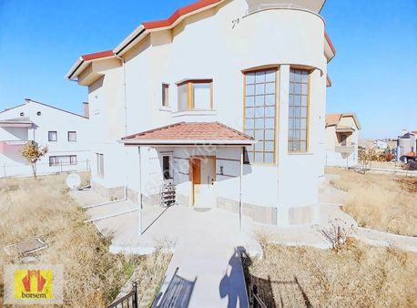 Borsem İncek'ten Hacılarda Mobilyalı Kiralık Sitede Villa