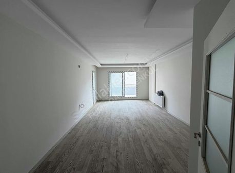 Fume'den Merkez Mah. Satılık Geniş Teraslı 4+1 Daire