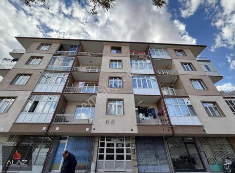 Alaz Gayrimenkul'den Çevre Yolu Üzeri Satılık Geniş 2+1